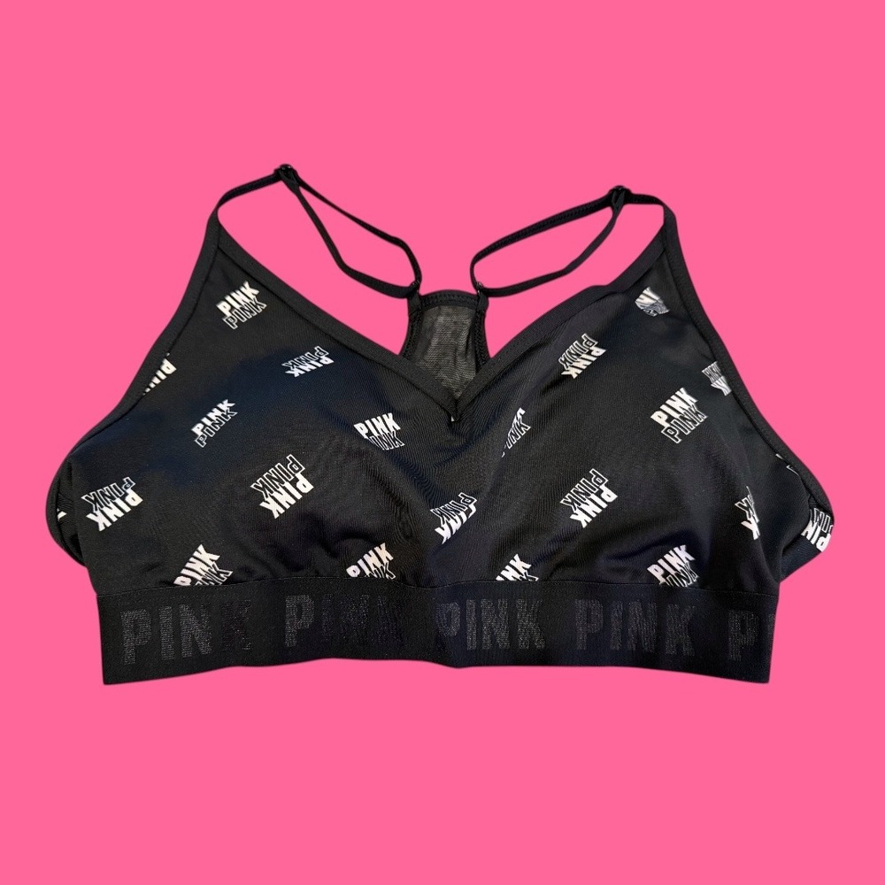 Wmns PINK Active NWT Black and White Logo Print S Sports Bra Gym Workout Casual